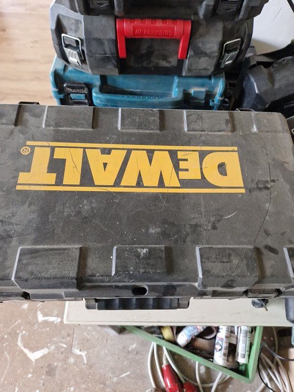 Bohrhammer von Dewalt