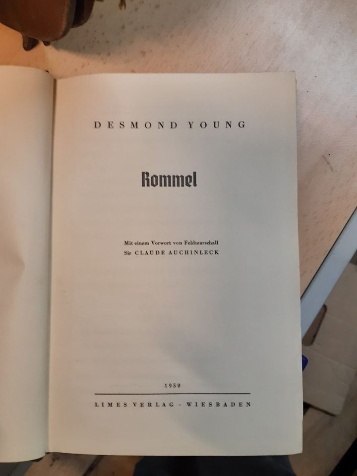 Bücher über deutsche Geschichte, wirklich sehr alt