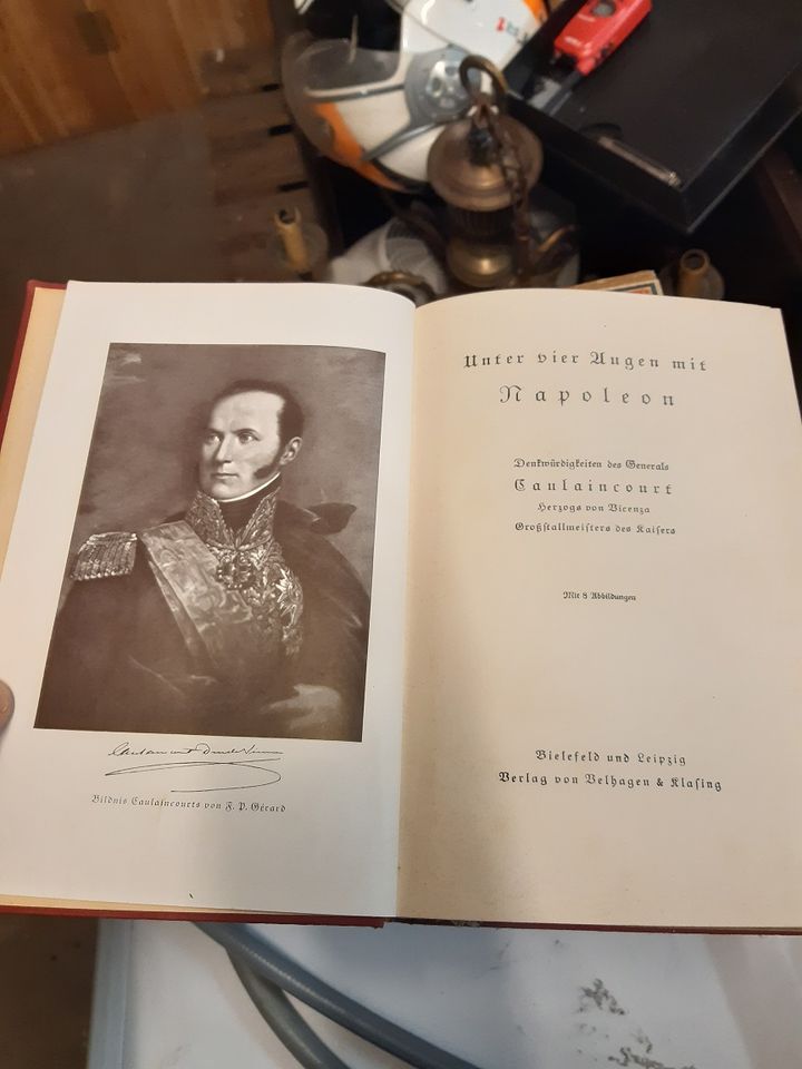 Bücher über deutsche Geschichte, wirklich sehr alt