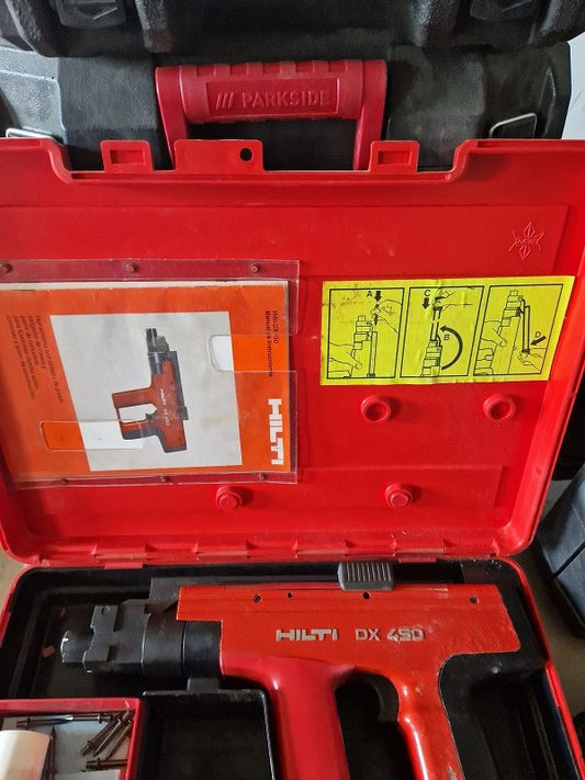 Hilti Schussgerät DX450 mit Zubehör