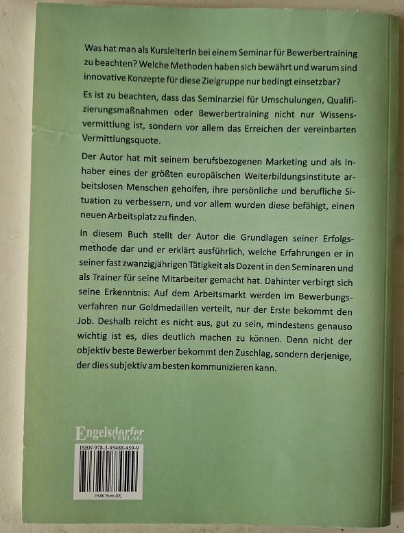 Buch: Marketing berufsbezogen