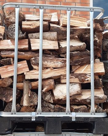 Kamin-, Brenn-, Ofenholz Laubholz trocken, Lieferung bis 100 km
